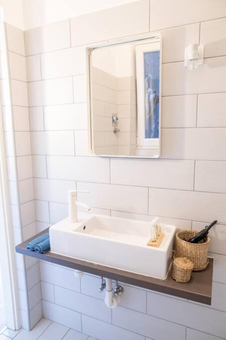 N28 Studio Next To Andrassy Boulevard. Budapest Extérieur photo